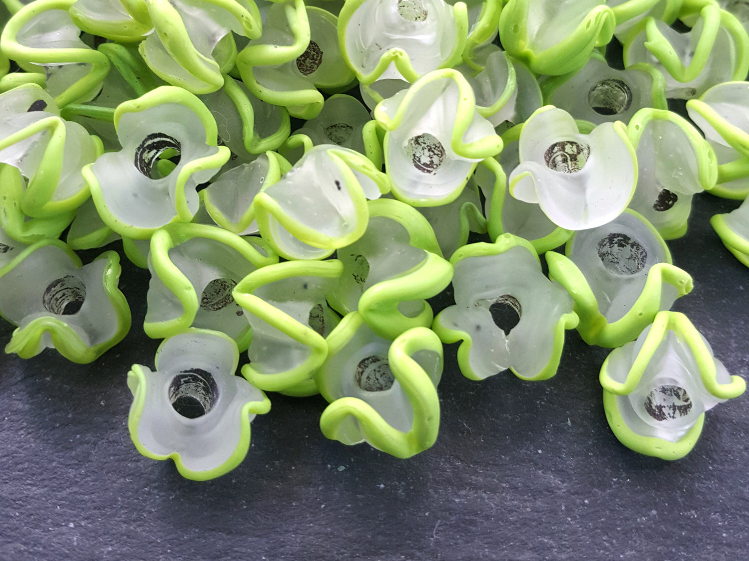 Lime Green Zig Zag Line Frosty Translucent Pinched Wave Artisan Handmade Glass Bead - 15 x 12mm - 10pcs Lime Green Zig Zag Line Frosty Translucent Pinched Wave Artisan Handmade Glass Bead - 15 x 12mm - 10pcs