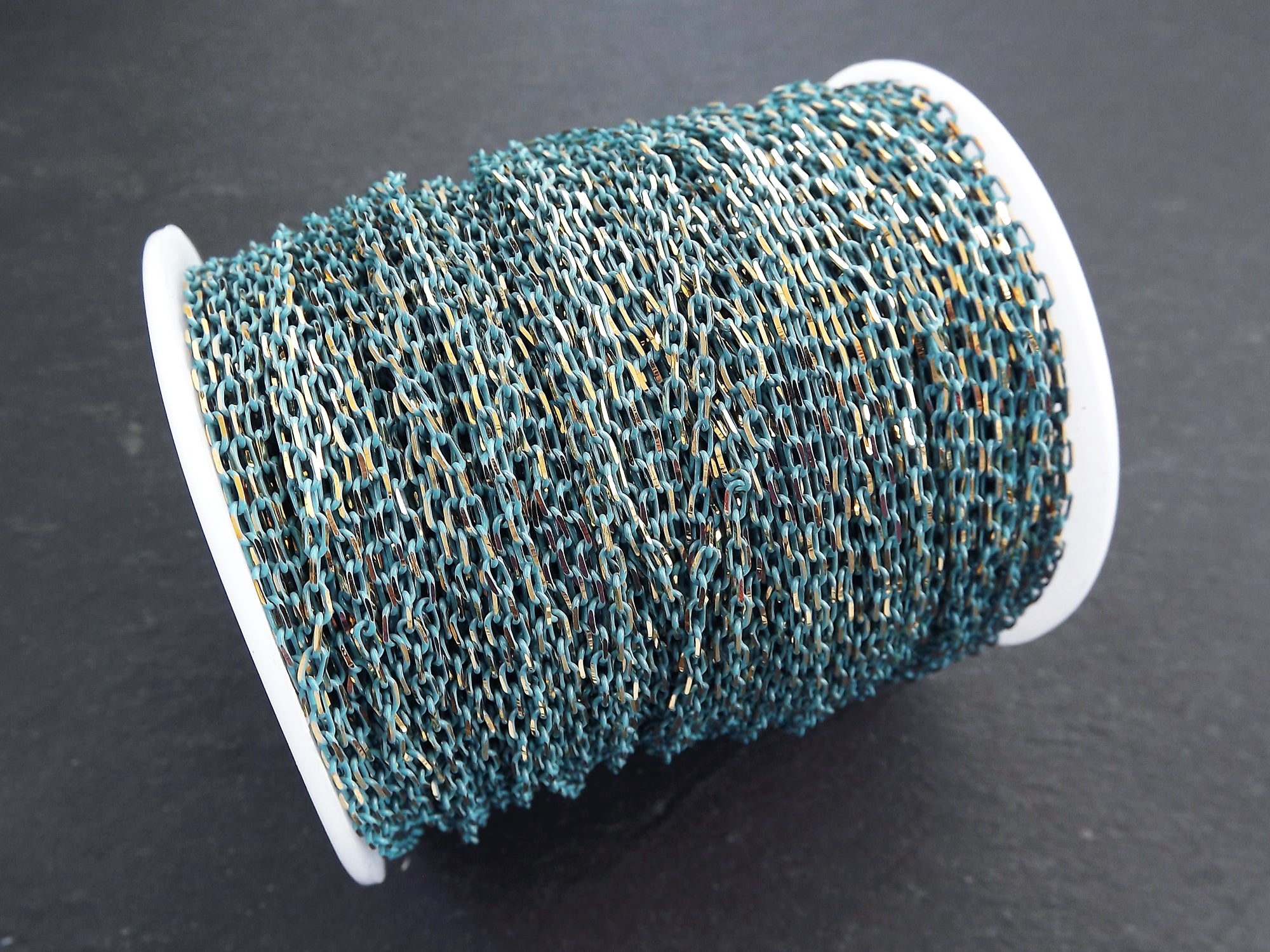 3 x 2mm Teal Blue Gold Diamond Cut Cable Chain, Oval Link Chain, 2 Meters 3 x 2mm Teal Blue Gold Diamond Cut Cable Chain, Oval Link Chain, 2 Meters