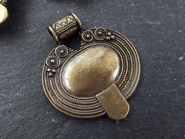Nepalese Style Oval Artisan Heart Pendant Ethnic Tribal Pattern Rajasthan - Antique Bronze Plated - 1pc