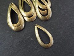 Large Drop Pendant, Hammered Teardrop Pendant, Hollow Teardrop, Bronze Teardrop Dangle, Necklace Pendant, Antique Bronze Plated, 1pc