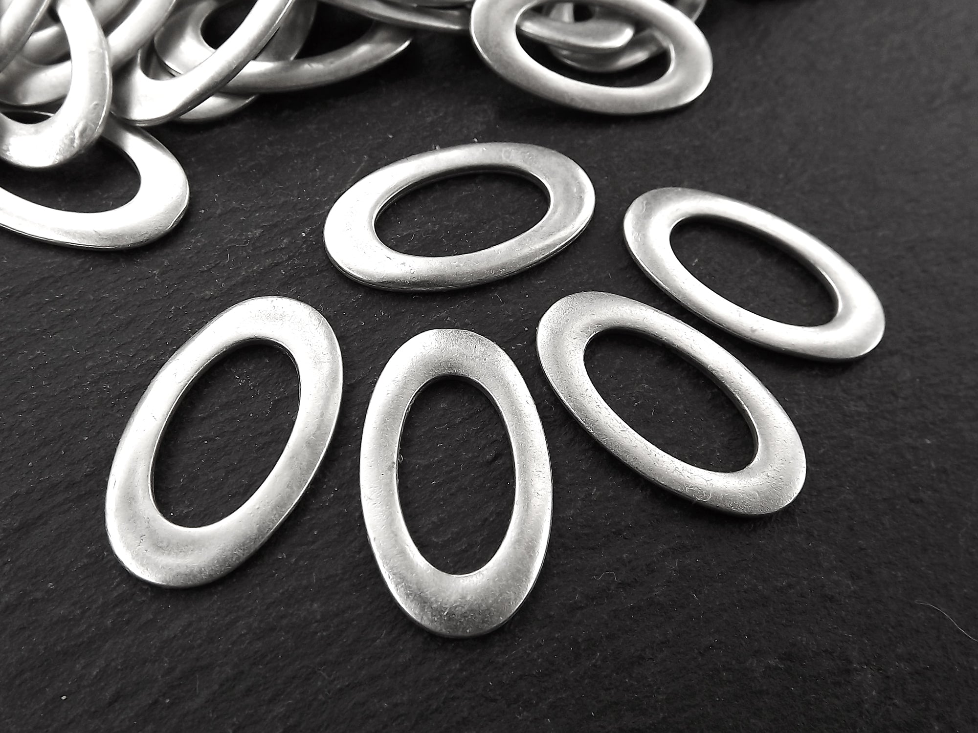 Flat Oval Link Components, Closed Loop, Silver Oval Loop Charm Link, 26x15mm, Matte Silver, 5pc