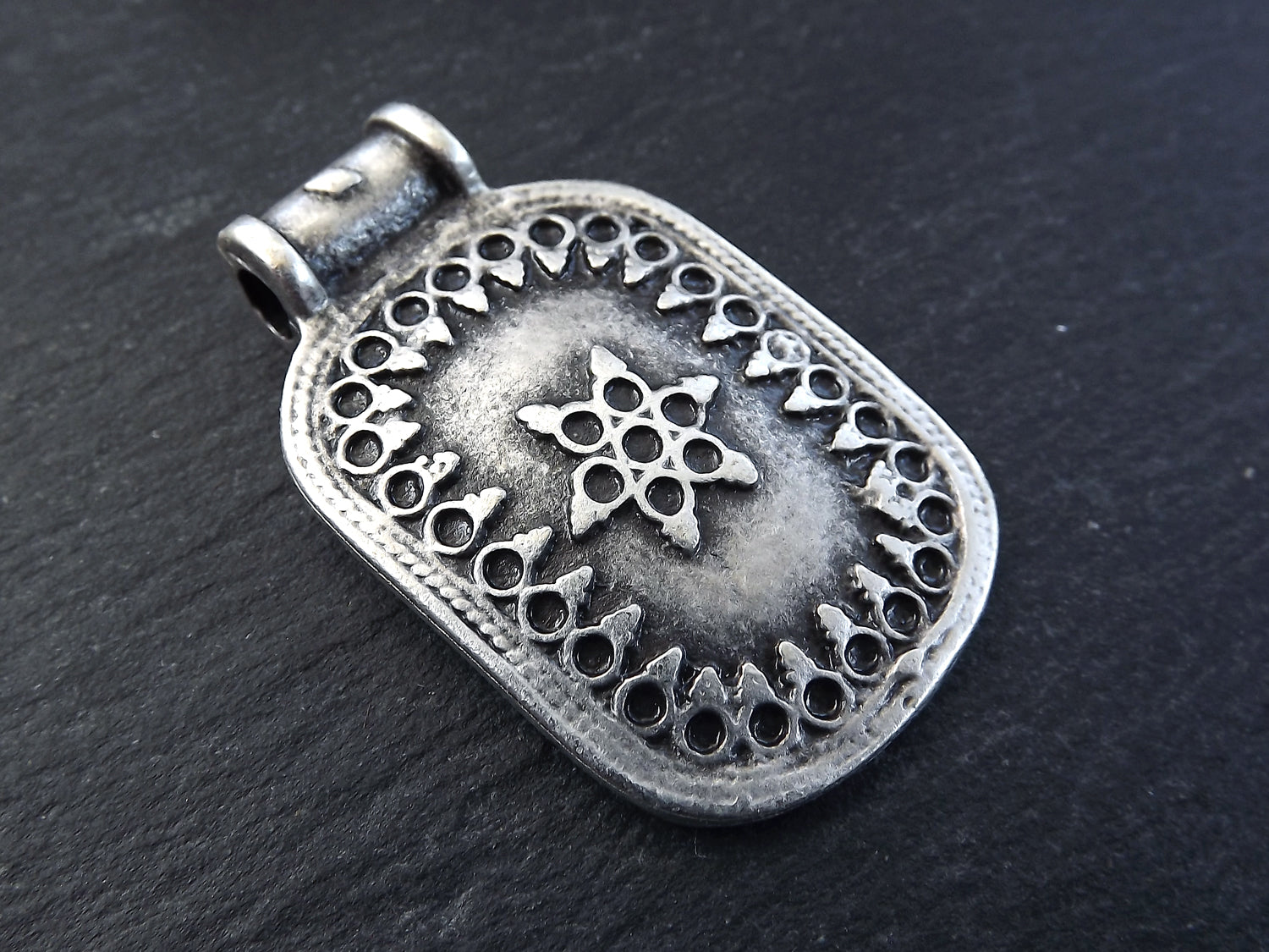 Nepalese Style Rectangle Medallion Artisan Heart Pendant Ethnic Tribal Pattern Rajasthan - Matte Antique Silver Plated - 1pc