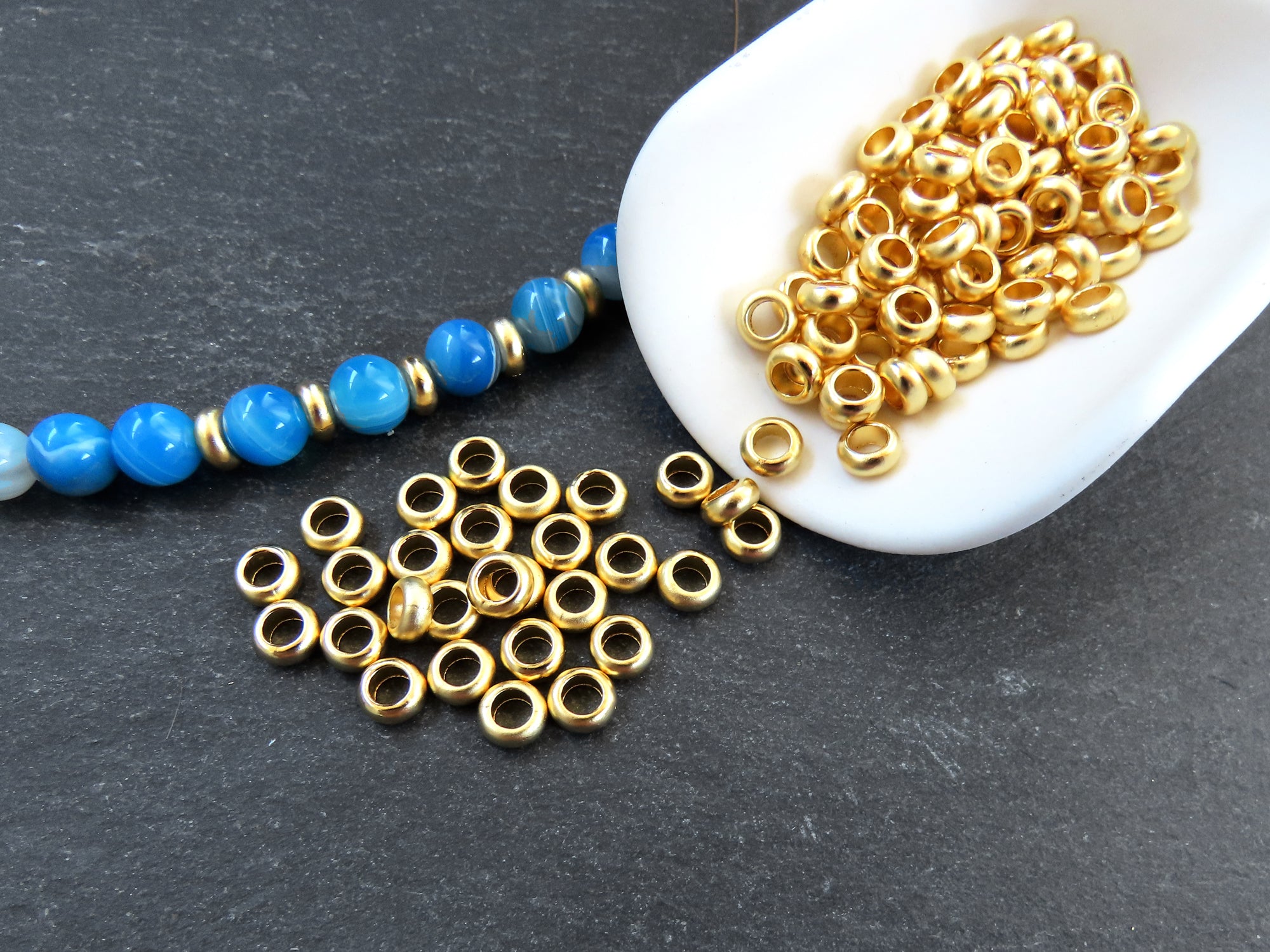 4mm 300pcs Gold Heishi Beads, Gold Flat Disc, Gold Spacer Beads for Jewelry  Making, Brushed Finish 