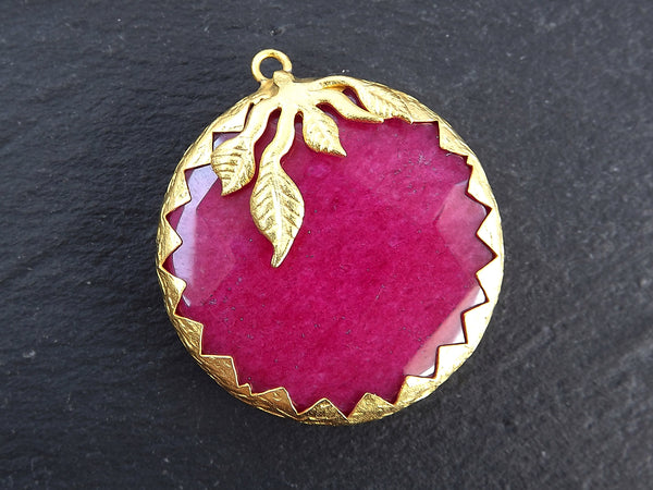 Pink Stone Pendant with Gold Leaf Serrated Bezel, Violet Pink Jade, Faceted Gemstone Pendant, 36mm, 22k Matte Gold Plated, 1pc