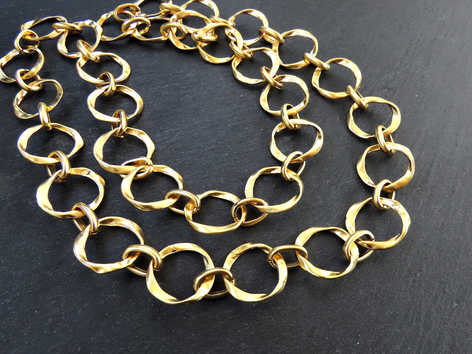 14kt Oval Link Chunky Chain White or Yellow Gold Necklace – Heidi Lowe  Gallery