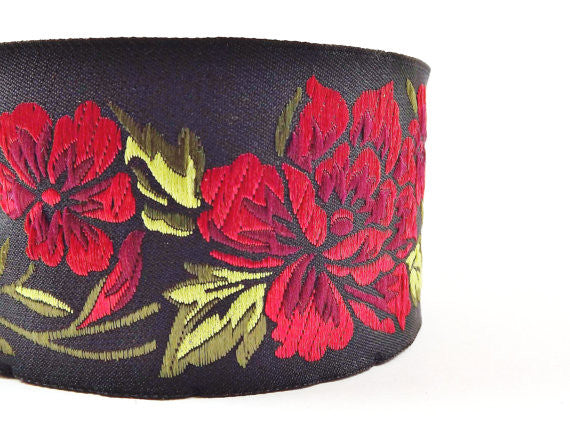 Red Peony Flower Woven Embroidered Jacquard Trim Ribbon - 1 Meter or 3 –  LylaSupplies