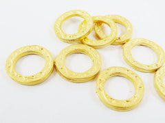 8 Small Textured Flat Ring Closed Loop Circle Pendant Connector - 22k Matte Gold Plated - 8 PC