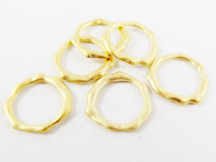 6 Organic Shaped Ring Closed Loop Circle Pendant Connector - 22k Matte Gold Plated - 6 PC