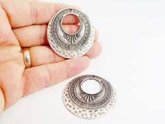 Round art deco pendant for earrings