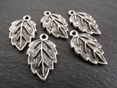 Small Leaf Pendant Charm, Serrate Metal Leaves Drop Foliage Charms, Matte Antique Silver Plated, 5pc