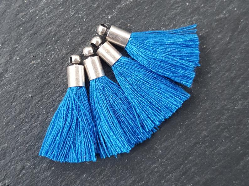 Mini Sapphire Blue Tassels, Earring Bracelet Tassel Fringe, Matte Silver Plated Cap, 26mm, 4pc