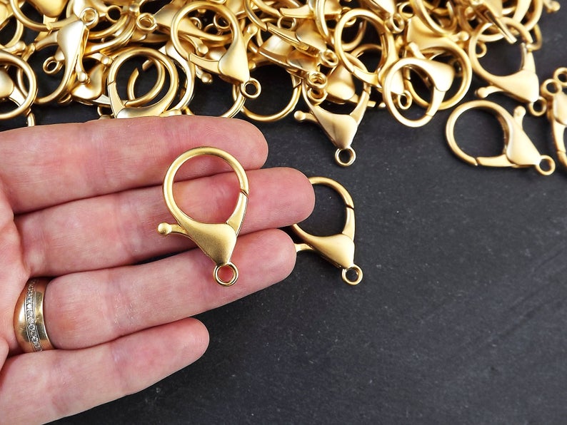 Gold Hook Clasps, Small Hook Charms, Hook Closure, Gold Clasp, Necklac –  LylaSupplies