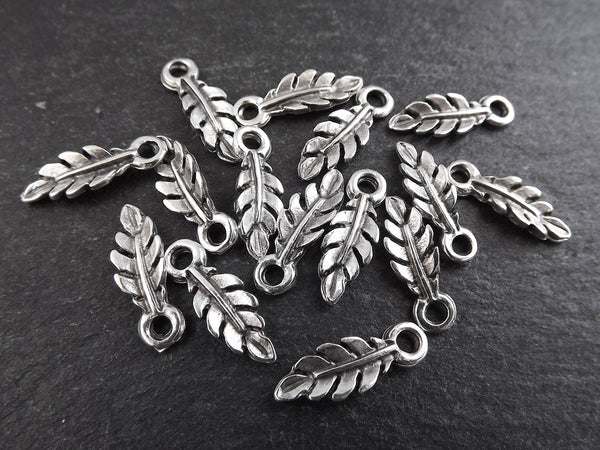 Small Leaf Pendant Charm, Mini Metal Leaves Bracelet Charms, Matte Antique Silver Plated, 15pc