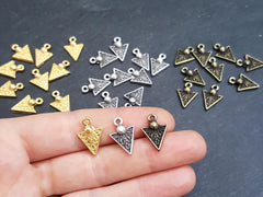 Gold Triangle Charms, Rustic Cast, Spike Charms, Arrow Head Charms, Ethnic Charms, Triangle Pendants, Gold Spike, 22k Matte Gold Plated 10pc
