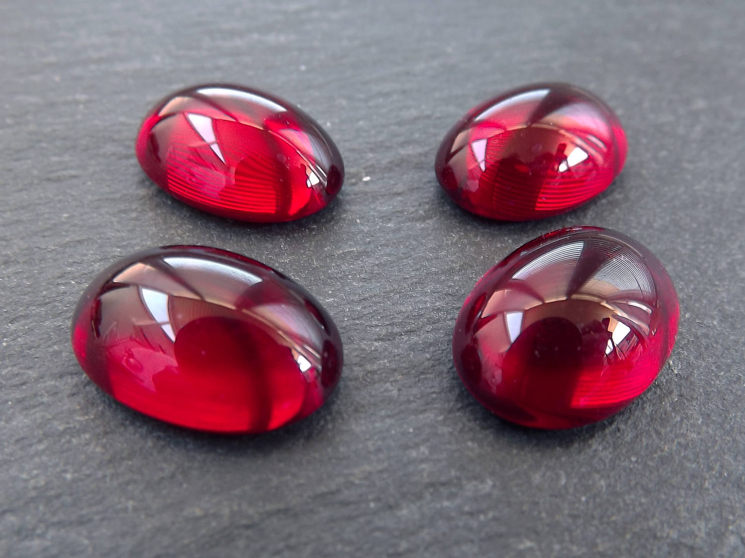 4pcs Red Czech Oval Glass Dome Cabochon Beads - 18 x 12mm