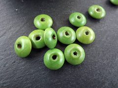 Pear Green Saucer Disc Wood Beads Varnished Plain Simple Round Disc Craft Wooden Bead Spacers - 14 x 5mm - Choose 25pcs, 50pcs or 100pcs