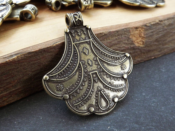 Fan Artisan Pendant, Dot Detail Nepalese Style Ethnic Tribal Pattern Rajasthan - Antique Bronze Plated - 1pc