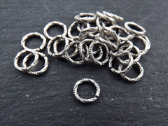 8mm Twisted Etched Jump Rings Antique Matte Silver Plated - 30pcs