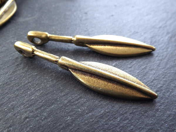 Bronze Long Spear Pendant, Slim Tribal Pendants, Arrow Pendant, Ethnic Pendant, Bronze Arrow Pendant, Antique Bronze Plated 2pc