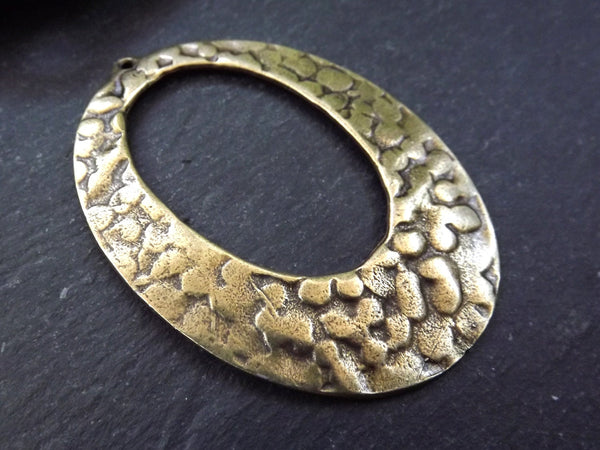 Oval Hammered Pendant, Artisan Oval Loop Pendant, Large Bronze Link, Blotted Dotted Detail, Antique Bronze Plated 1pc