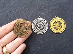 Sri Yantra pendant, Sacred Geometry Pendant, Mandala Necklace Pendant, Round Bronze Pendant, Ethnic Pendant, Yoga, Antique Bronze Plated 2pc