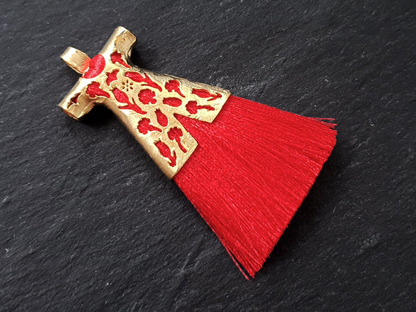 Red Tassel Pendant, Caftan Pendant, Red Caftan Pendant, Red Silk Tassel Pendant, Floral Pendant, Gold Caftan, 22k Matte Gold Plated -1PC