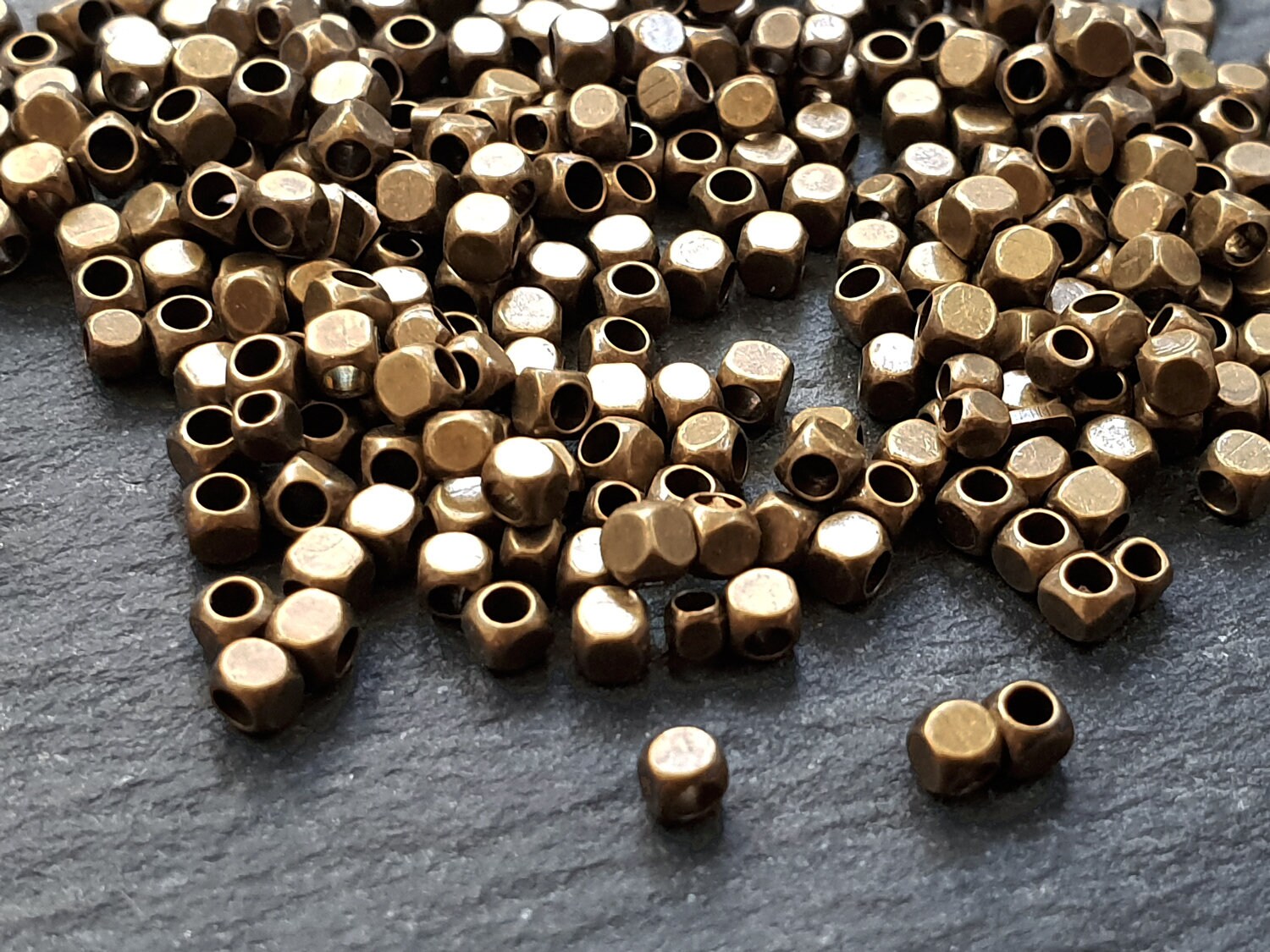 Bronze Cube Beads, 2 x 2.5mm Cube Beads, Tiny Cube Beads, Small Cube Bead, Mini Cube Bead, Small Cube Bead, Antique Bronze Plated Brass 40pc