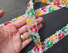 Sari Trim, Red, Yellow, Green, Flowers, Floral trim, Embroidered Ribbon, Kundan Lace, Sari Border, Flower Ribbon, Lace Ribbon, 1 Meter