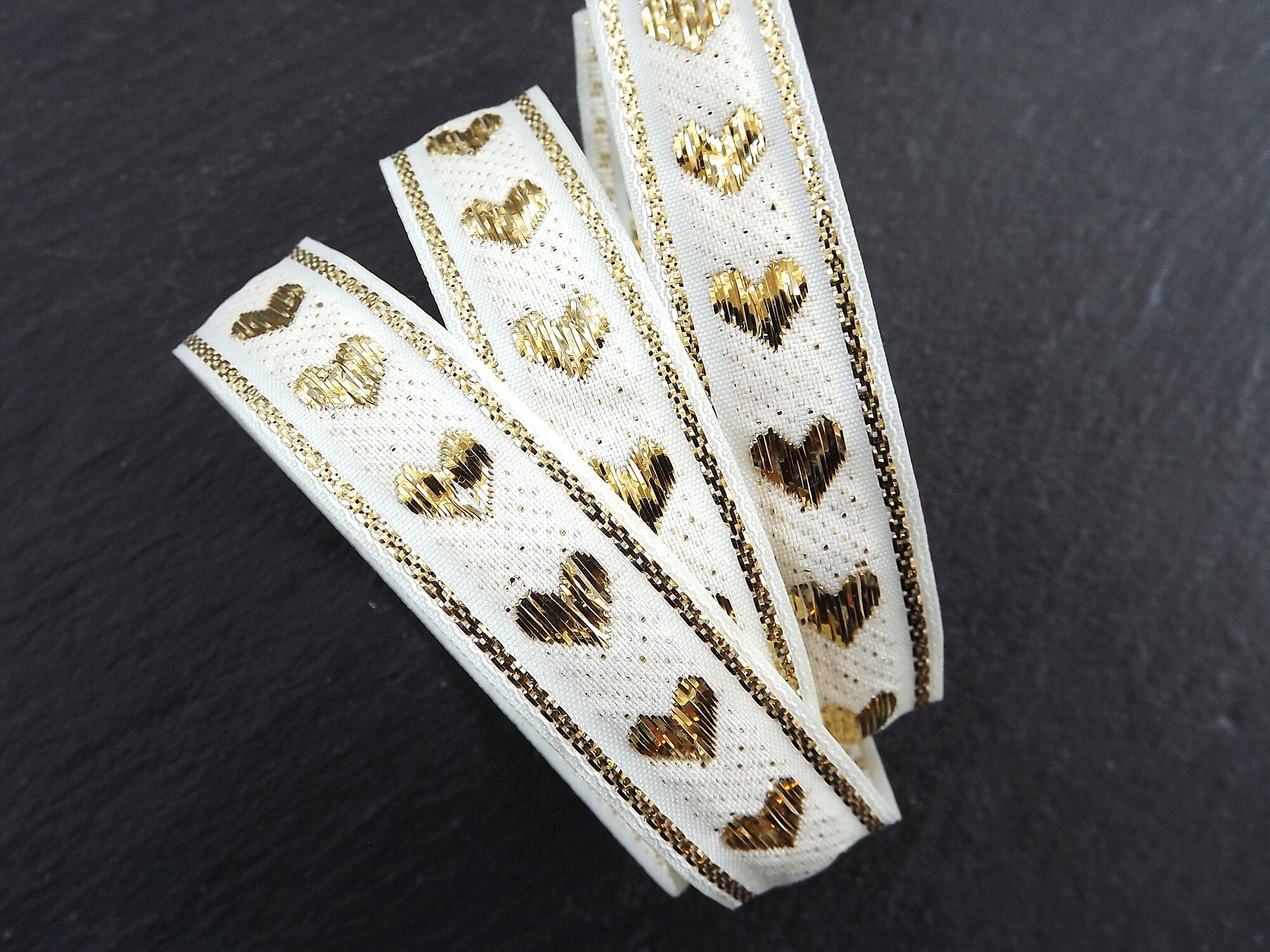 Gold Heart Ribbon, Cream Ribbon, 16mm, Jacquard trim, Sewing, Jacquard  Ribbon, Golden ribbon, Embroidered, 25 meter Roll or 27.34 Yards