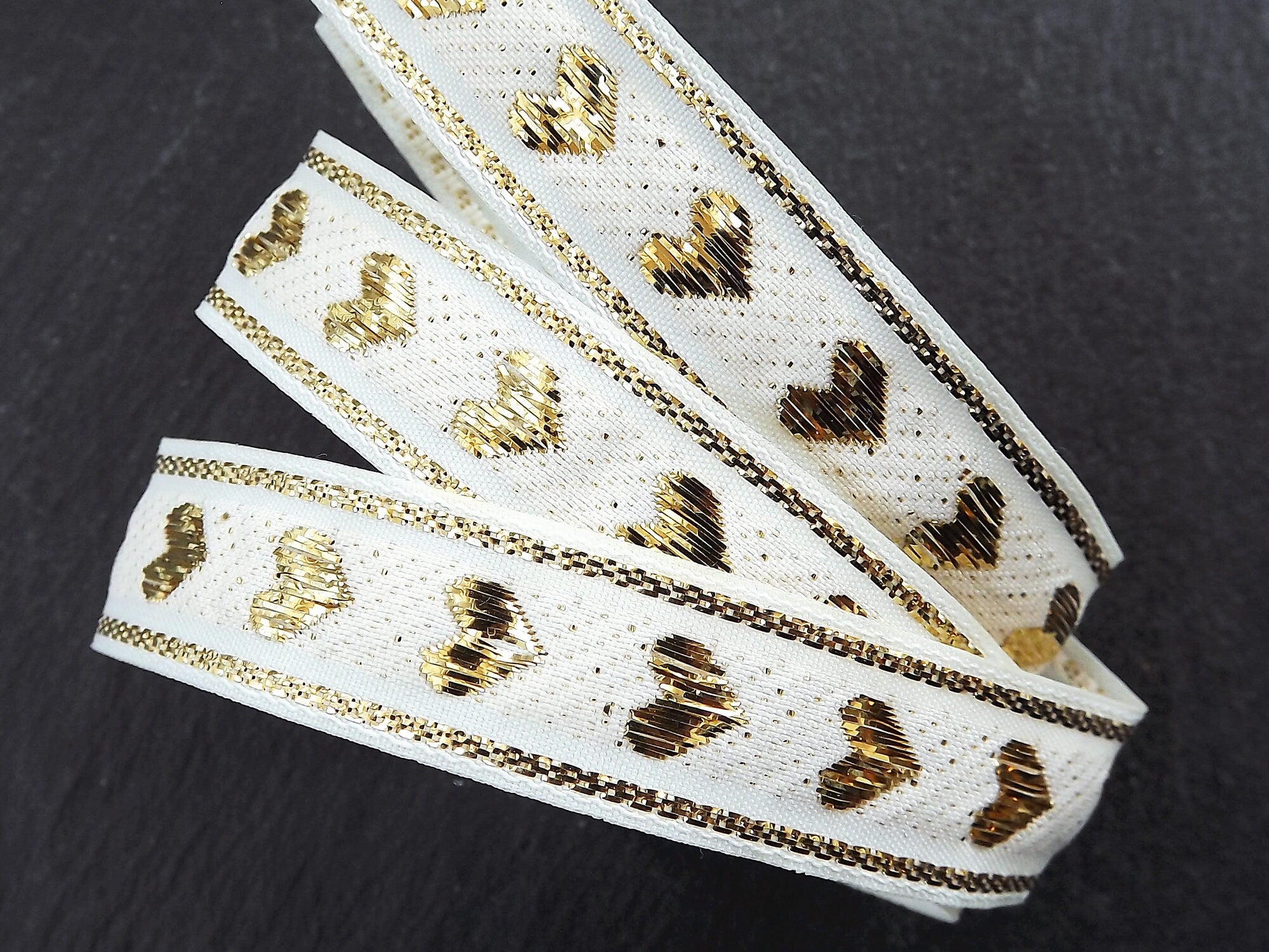 Gold Heart Ribbon, Cream Ribbon, 16mm, Jacquard trim, Sewing, Jacquard –  LylaSupplies