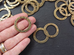 Bronze Ring Circle Link, Round Link Component, Organic Loop Pendant, Round Ring Pendant, Closed Loop, Antique Bronze Plated, 3PC