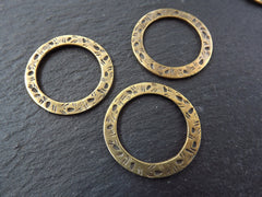 Bronze Ring Circle Link, Round Link Component, Organic Loop Pendant, Round Ring Pendant, Closed Loop, Antique Bronze Plated, 3PC