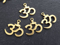 Gold OM Symbol Yoga Aum Pendant Charms, Chakra, Yoga Charms, OM mantra, Ohm, 22k Matte Gold Plated