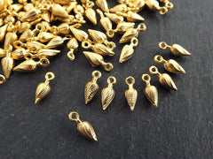 15 Mini Gold Twisted Pointy Drop Charms, Tiny Dangle Drop Pendant, Teardrop Beads, Gold Drop Beads, 22k Matte Gold Plated Brass