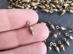 15 Mini Bronze Twisted Pointy Drop Charms, Tiny Dangle Drop Pendant, Teardrop Beads, Bronze Drop Beads