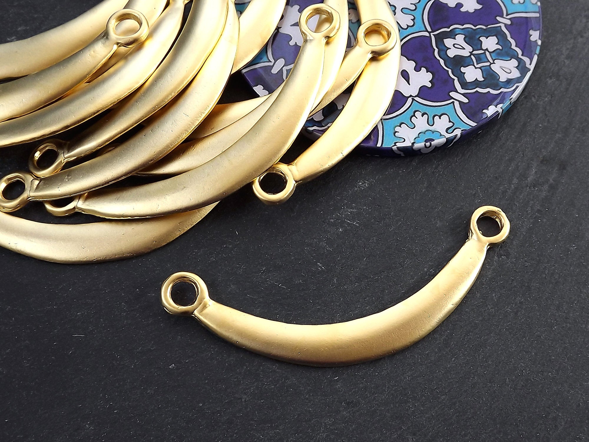 Gold Curved Collar Bar Pendant Connector, Necklace Component