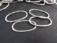 Oval Link Connector, Hammered Ring Link, Skinny Link, Silver Charm Link, Oval Charm Link, Silver Oval Link, Matte Antique Silver Plated, 4pc