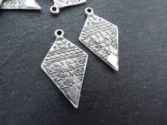 Rustic Tribal Pendant, Diamond Spear Pendant, Triangle Medallion, Rustic Jewelry, Artisan Charm, Jewelry Supply, Antique Silver Plated, 2pc