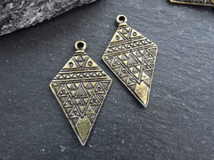 Rustic Tribal Pendant, Diamond Spear Pendant, Triangle Medallion, Rustic Jewelry, Artisan Charm, Jewelry Supply, Antique Bronze Plated, 2pc