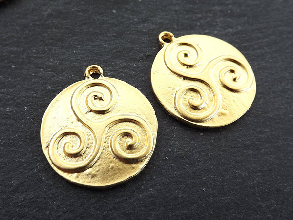 Gold Celtic Triskelion Pendants, Round Rustic Triskele Amulet Pendant Charms, Rustic Jewelry, Artisan Charm, 22k Matte Gold Plated, 2pc