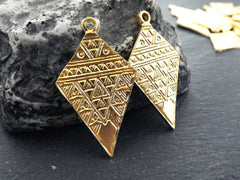 Rustic Tribal Pendant, Diamond Spear Pendant, Triangle Medallion, Rustic Jewelry, Artisan Charm, Jewelry Supply, 22k Matte Gold Plated, 2pc