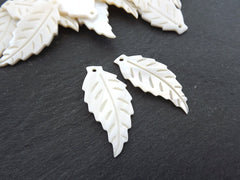 4 Mother of Pearl Carved Leaf Pendant, Small White Carved Shell, MOP Leaves Carving, Front Drilled, 40x18mm, 4pc, No:10