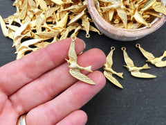 Flying Swallow Bird Charm Pendant, 22k Matte Gold Plated Brass, 3pcs