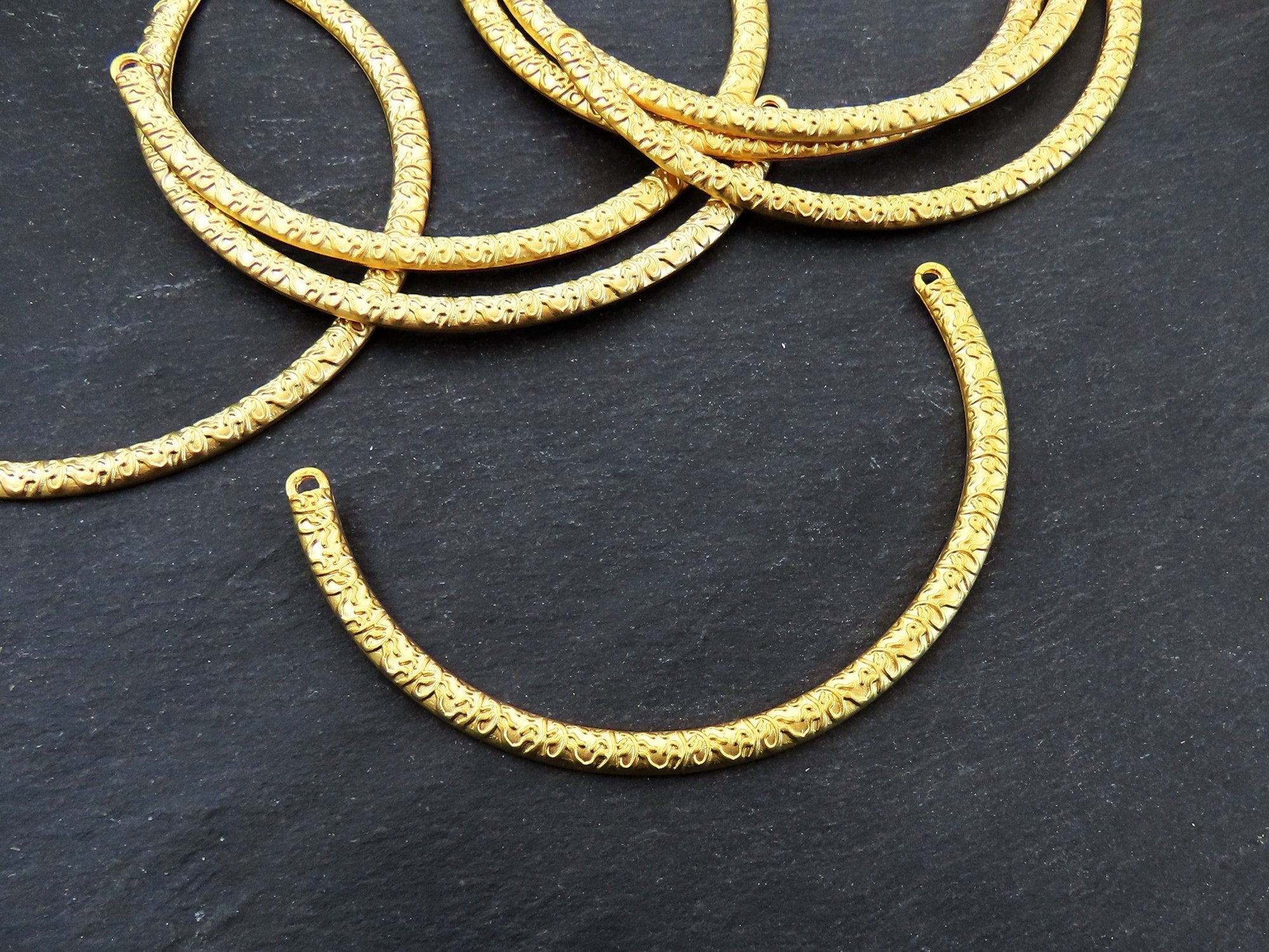 Curve Necklace Collar with loops, Necklace Link Connector, Detailed Thick Choker Necklace Blank, Non Tarnish, 22k Matte Gold Plated, 1pc