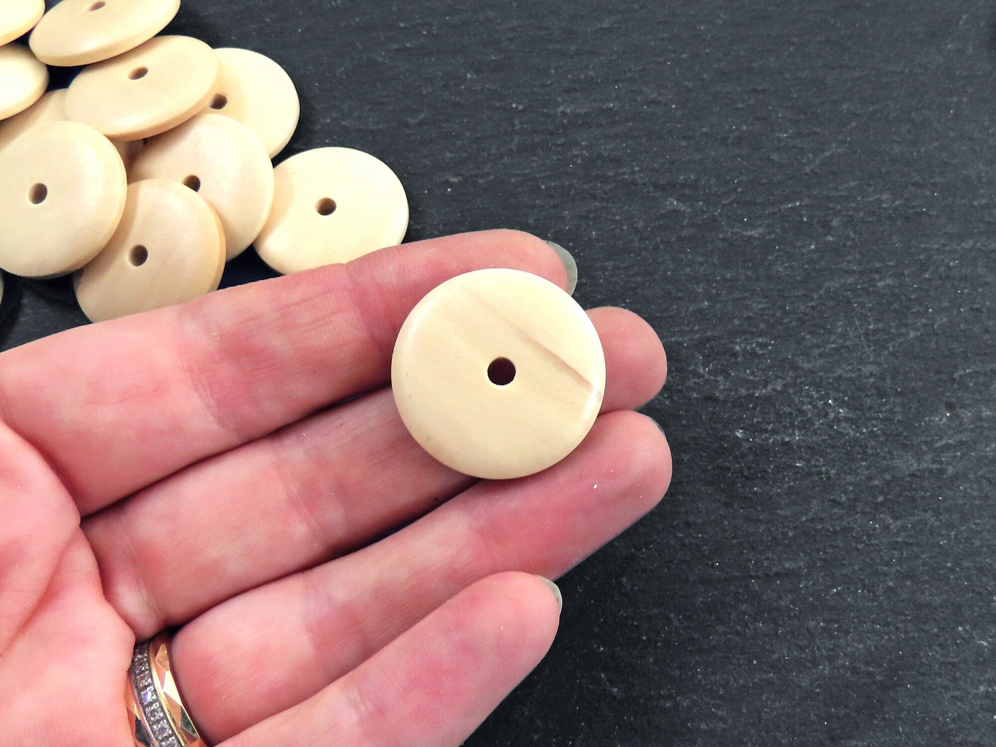 Round Wood Beads Natural Polished Beads 8mm Natural Beads for Jewelry  Making DIY, 100pcs Sold By Bag – Splurg'd Studio