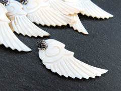 Mother of Pearl Carved Leave Feather Pendant, White MOP Feather Carving, MOP Beads, Rhinestone Pendant, Jewelry making supplies, 1pc, No:2
