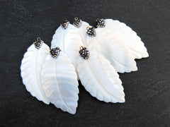 Mother of Pearl Carved Leave Feather Pendant, White MOP Feather Carving, MOP Beads, Rhinestone Pendant, Jewelry making supplies, 1pc, No:1