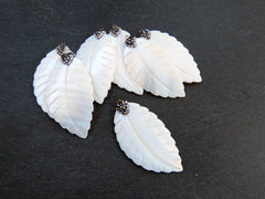 Mother of Pearl Carved Leave Feather Pendant, White MOP Feather Carving, MOP Beads, Rhinestone Pendant, Jewelry making supplies, 1pc, No:1