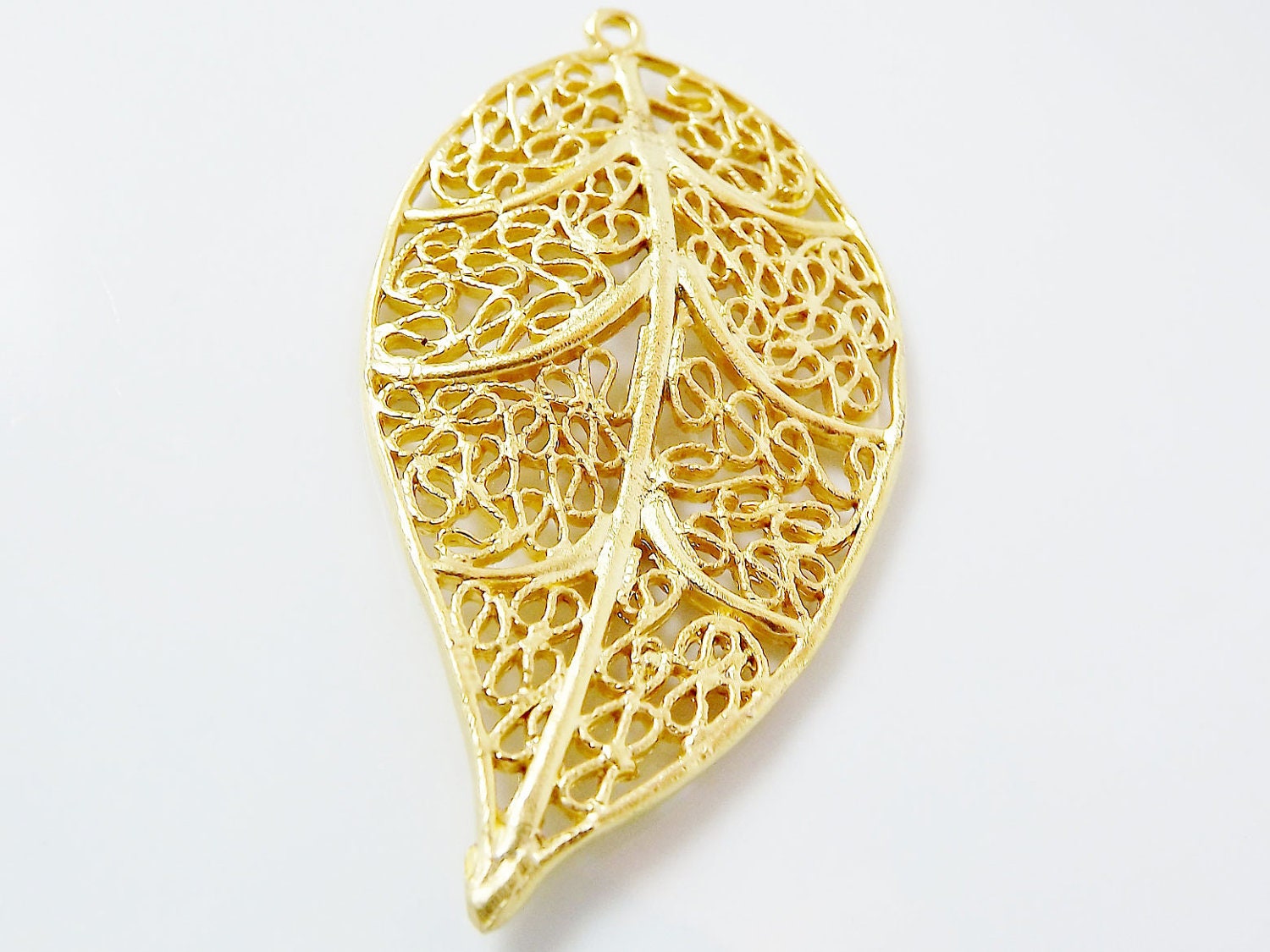 Gold Leaf Pendant, Filigree Leaf, Leaf Charm, Metal Leaf Pendant, Gold Leaves, Boho Pendant, Jewelry Supplies, 22k Matte Gold Plated 1pc