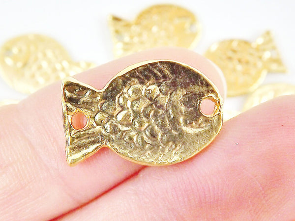 6 Rustic Fun Fish Charm Connectors - 22k Matte Gold Plated